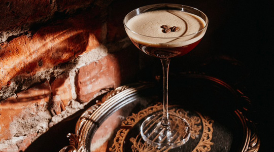 MENDELEEV. Bar & Music ��������� ������ ��������������