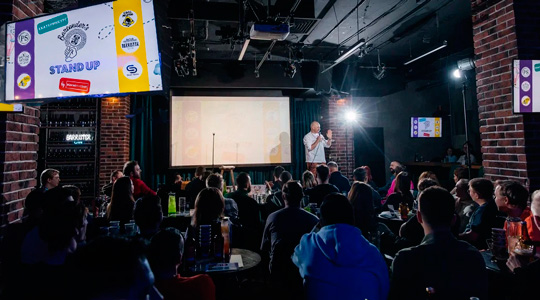 � ������������� ������ Bartenders Stand Up 