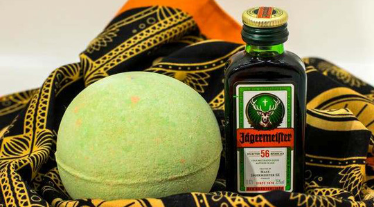 Jägerbomb    Jägermeister