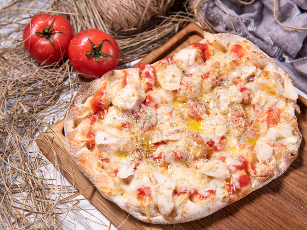 pizza_chicken_breast_and_blue_cheese.jpg