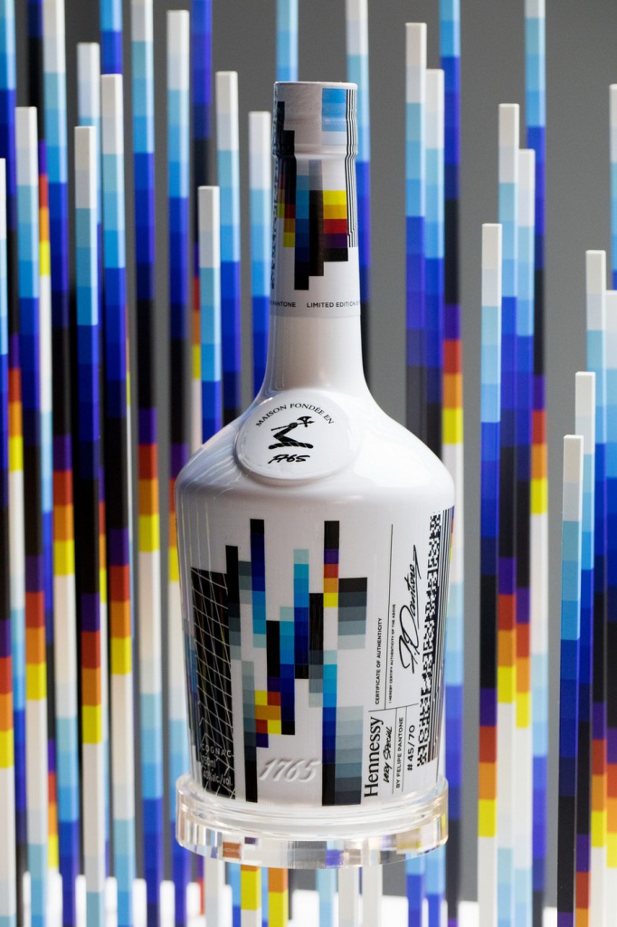 Hennessy-Felipe Pantone.jpg
