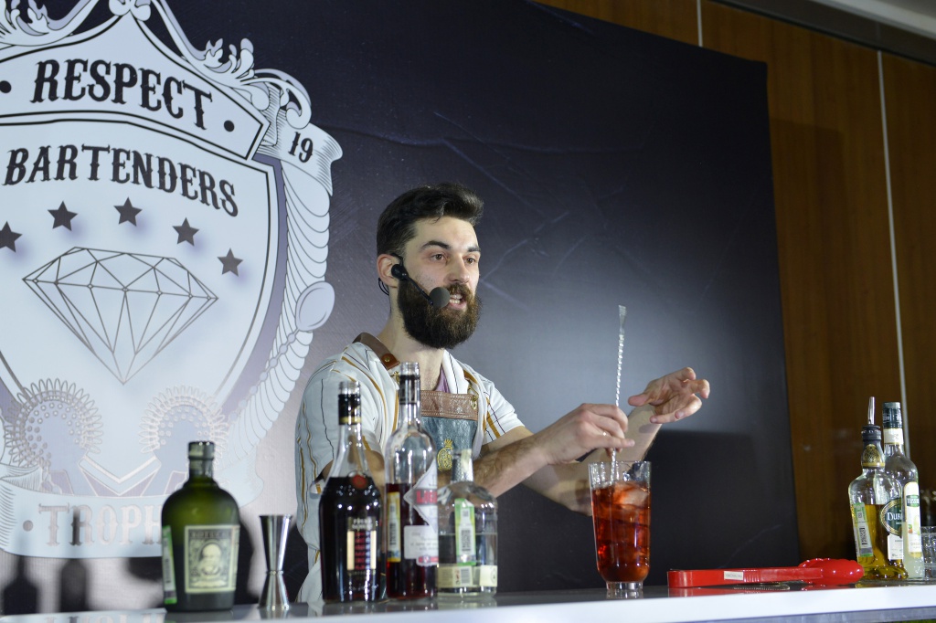 RN-Respect-Bartenders-Trophy-15.JPG