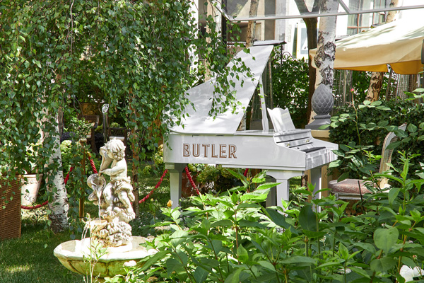 BUTLER-02.jpg