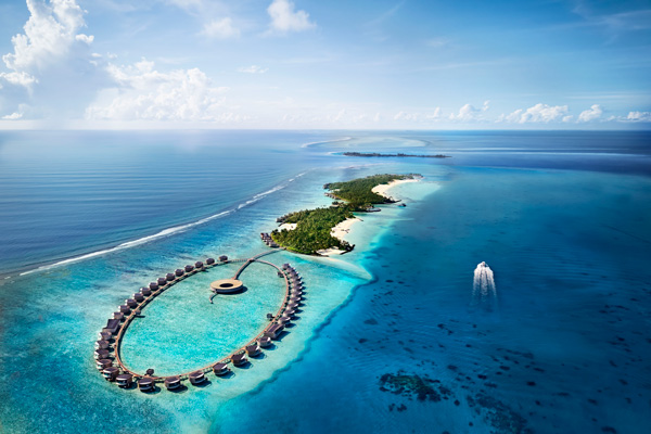 600-The-Ritz-Carlton-Maldives,-Fari-Islands---Resort-Hero-Image.jpg