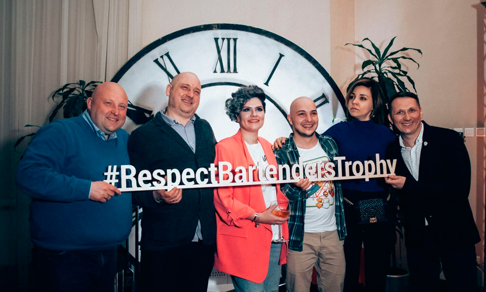 RN-Respect-Bartenders-Trophy-Vlad-01.jpg