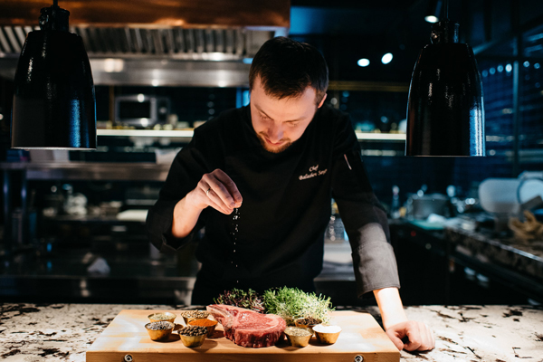 800_contemporary_steak.jpg