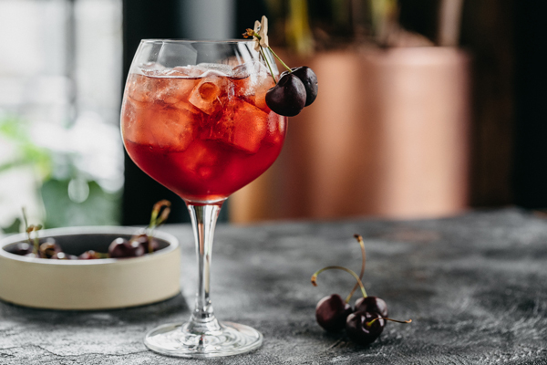 Pinot-noir-spritz.jpg Pinot-noir-spritz.jpg