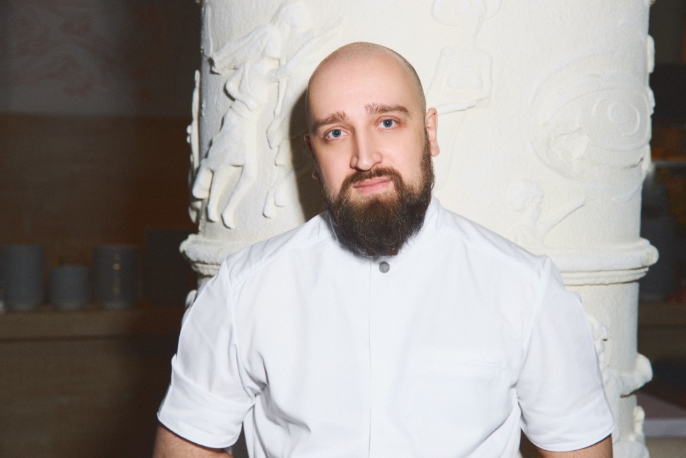 Андрей Тарабарин_Шеф-повар Aurora_Bistromania.jpg Андрей Тарабарин_Шеф-повар Aurora_Bistromania.jpg