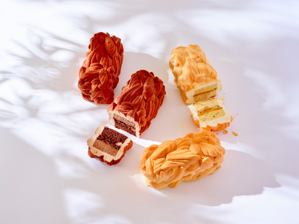 02-RestoranNews_La-bûche-de-Noël--madeleine-Chocolat-et-Fruit-de-la-Passion-Ritz-Paris-Le-Compt.jpg
