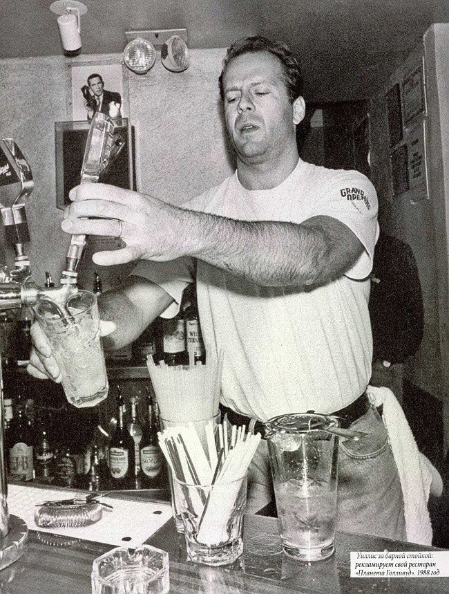 RestoranNews-Actor-barman-02.jpg RestoranNews-Actor-barman-02.jpg