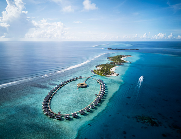 The-Ritz-Carlton-Maldives,-Fari-Islands.jpg