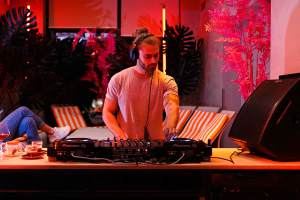 APR.L-Bar-RestoranNews-08.jpg
